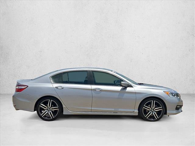 Used 2016 Honda Accord Sport image 4