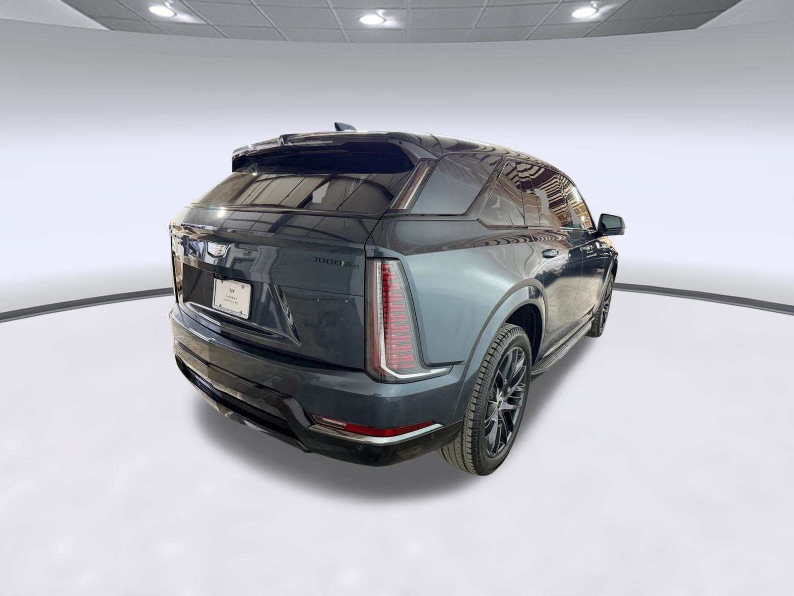 New 2026 Cadillac Escalade IQ Sport 1 w/ LPO, ONYX Package AWD/4WD image 7