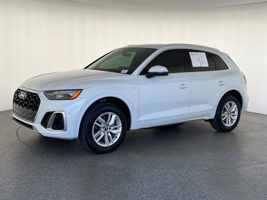 Used 2022 Audi Q5 2.0T Premium w/ Convenience Package AWD/4WD image 9