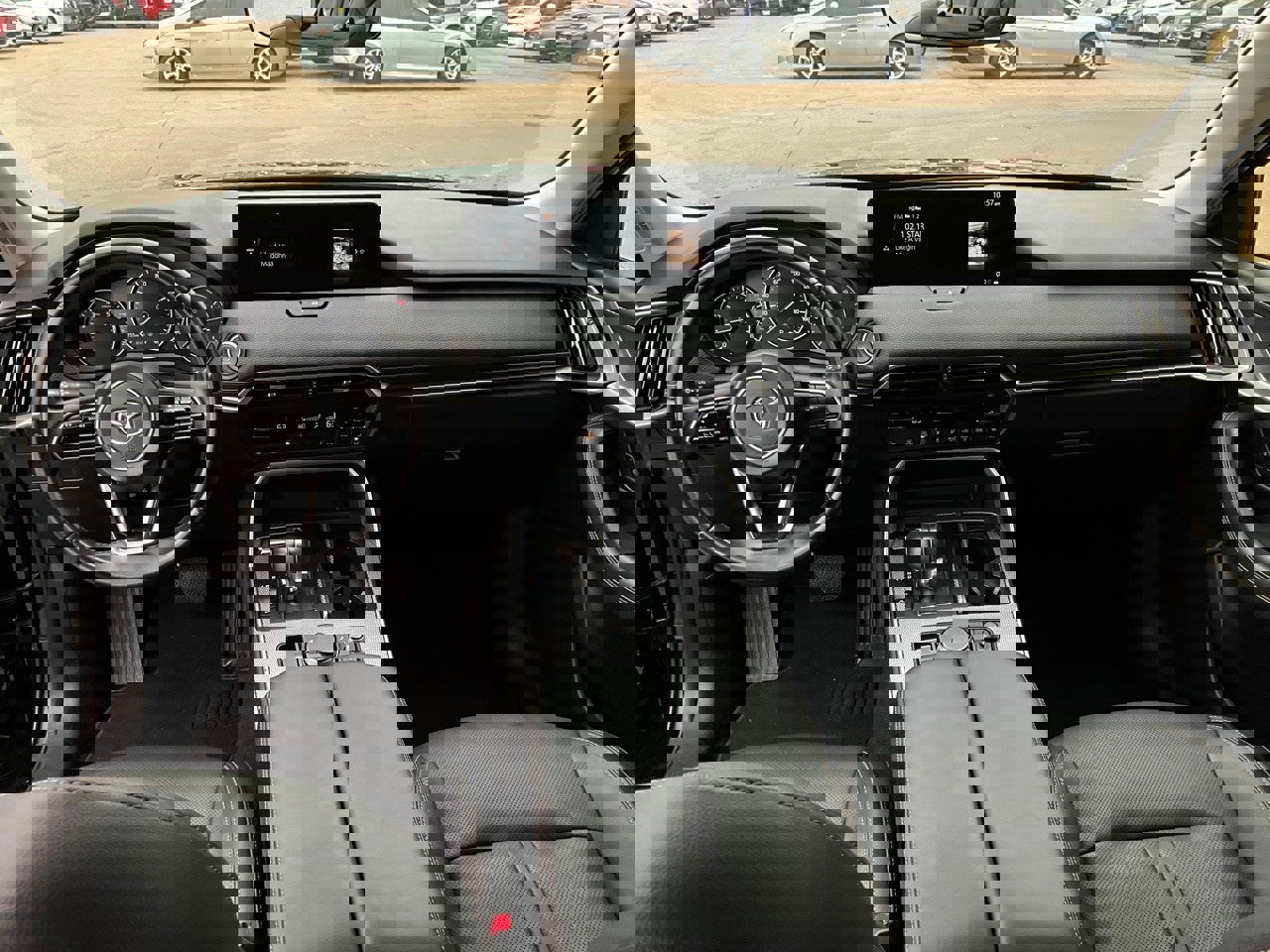 Used 2025 MAZDA CX-70 3.3 Turbo w/ Preferred Package image 12