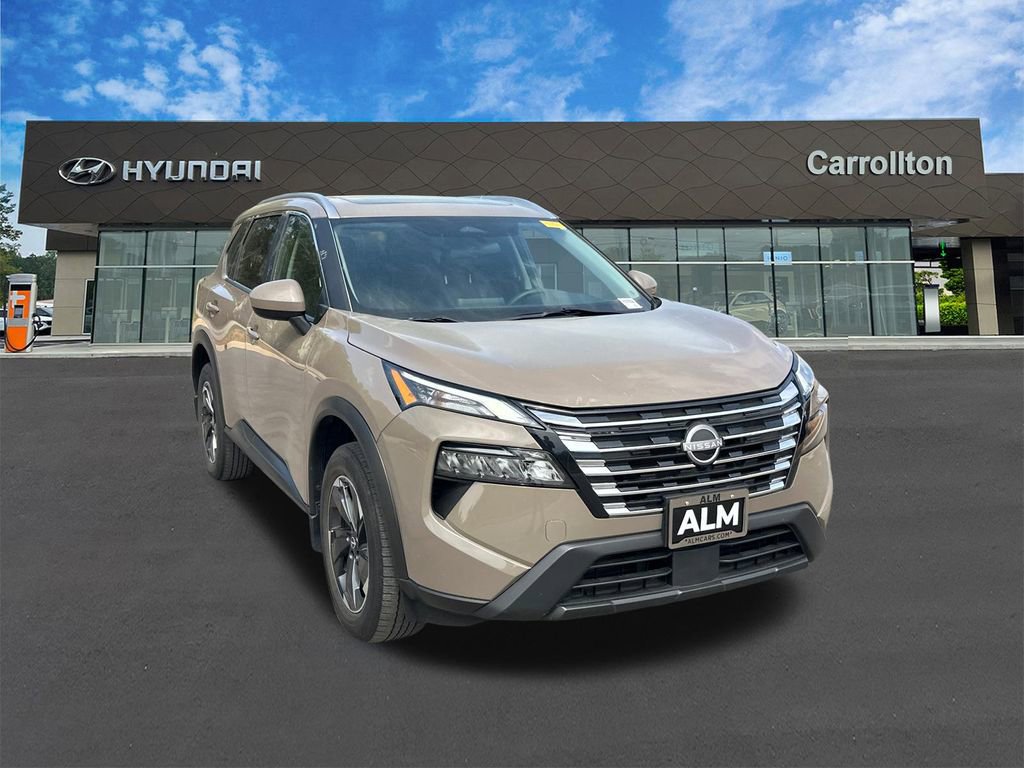 Used 2024 Nissan Rogue SV w/ SV Premium Package image 3