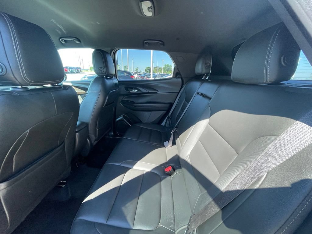 Used 2023 Chevrolet TrailBlazer ACTIV w/ Technology Package AWD/4WD image 24