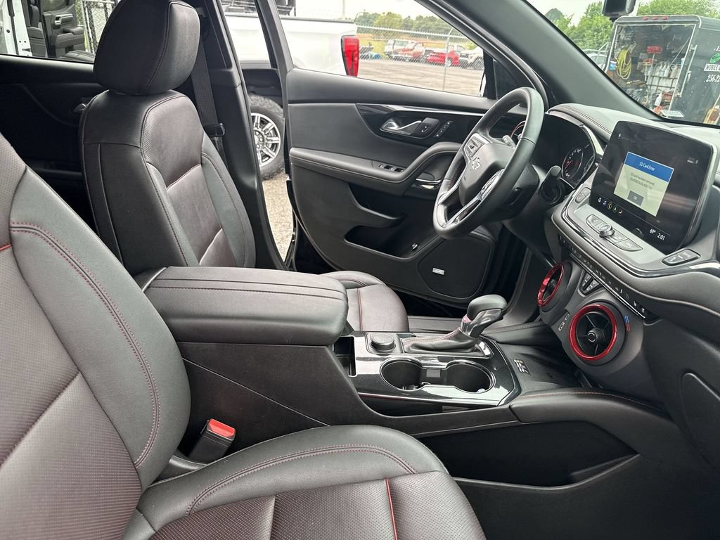 Certified 2023 Chevrolet Blazer RS w/ Driver Confidence II Package FWD image 13