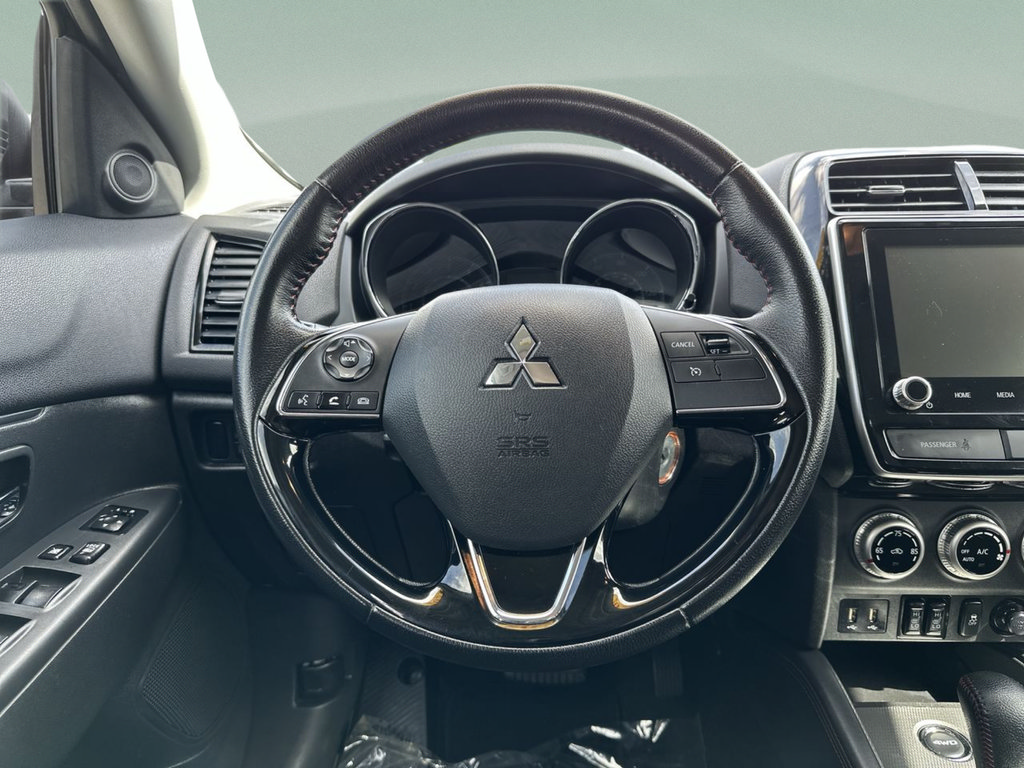 Used 2023 Mitsubishi Outlander Sport LE AWD/4WD image 28