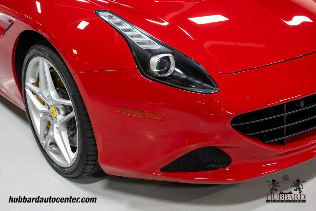 Used 2016 Ferrari California T image 14
