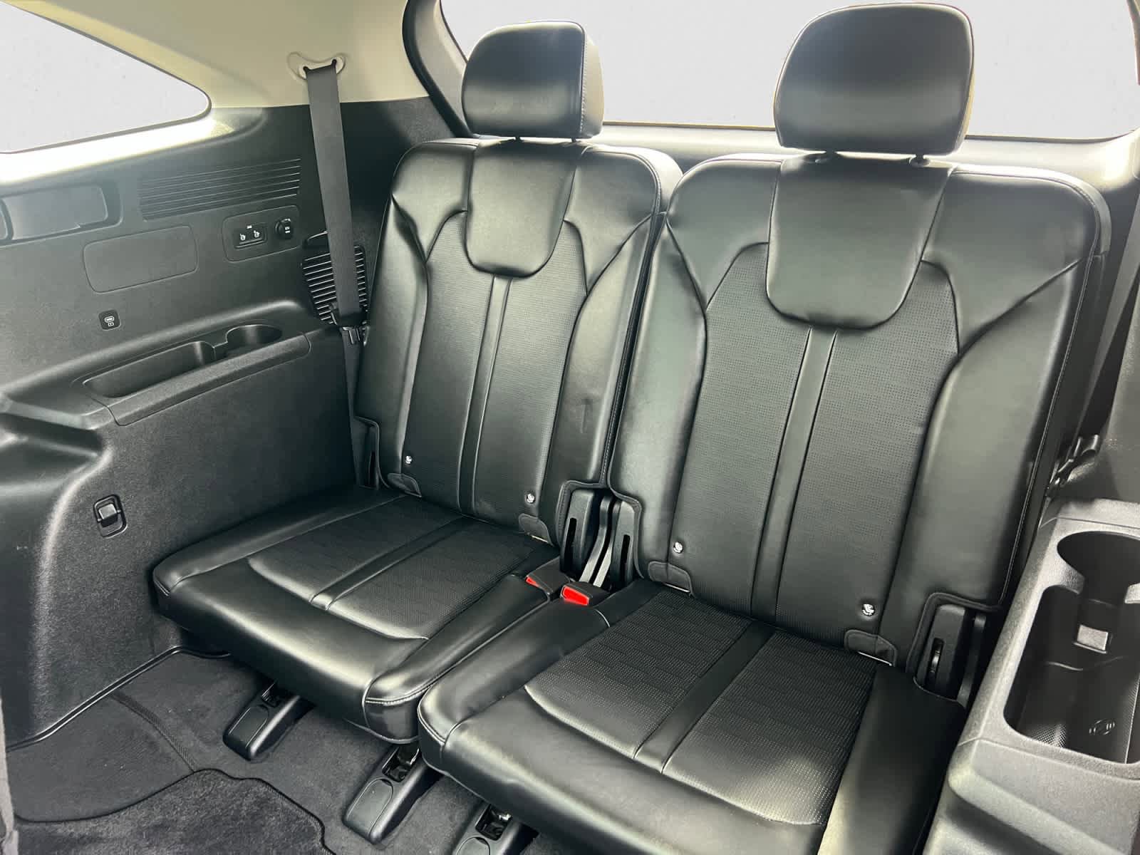 Certified 2024 Kia Sorento SX image 13