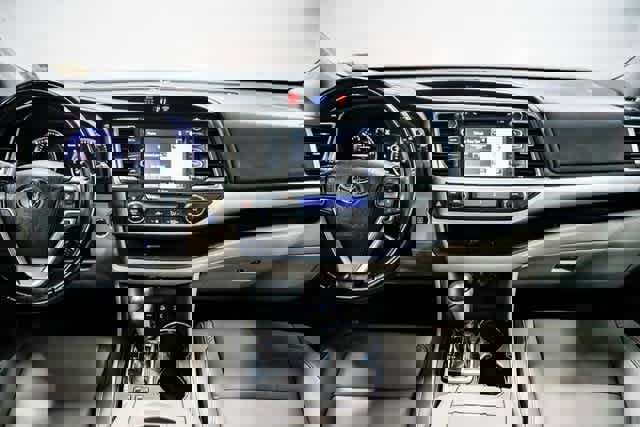 Certified 2019 Toyota Highlander XLE image 13