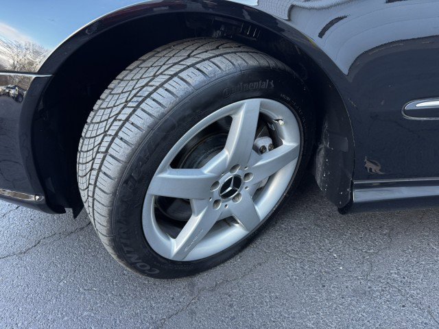 Used 2005 Mercedes-Benz CLK 500 Coupe image 35