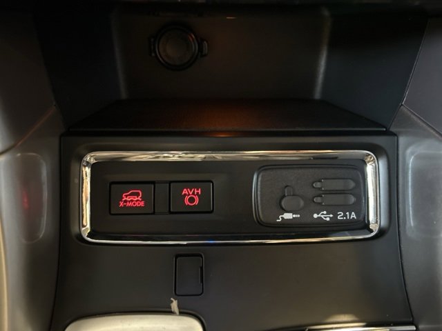 Used 2022 Subaru Ascent Limited w/ Technology Package image 19