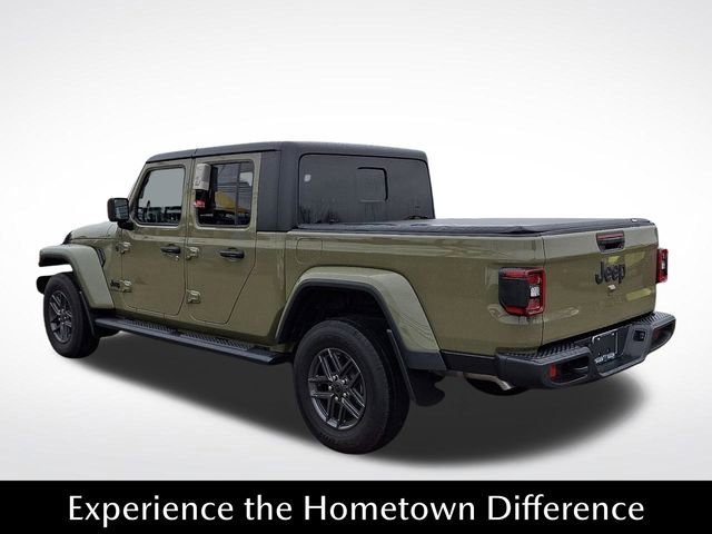 Used 2025 Jeep Gladiator Sport image 4