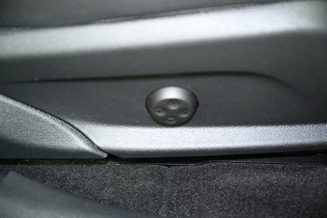 Used 2018 Mercedes-Benz GLC 300 4MATIC image 64