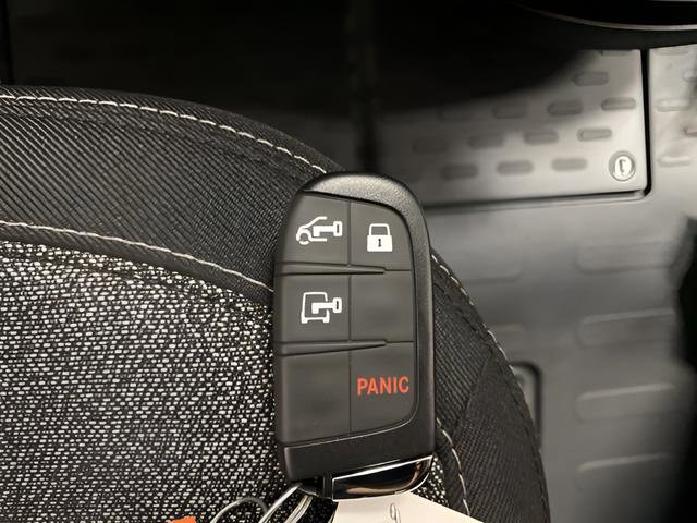 New 2024 RAM ProMaster 3500 w/ Convenience Group image 30