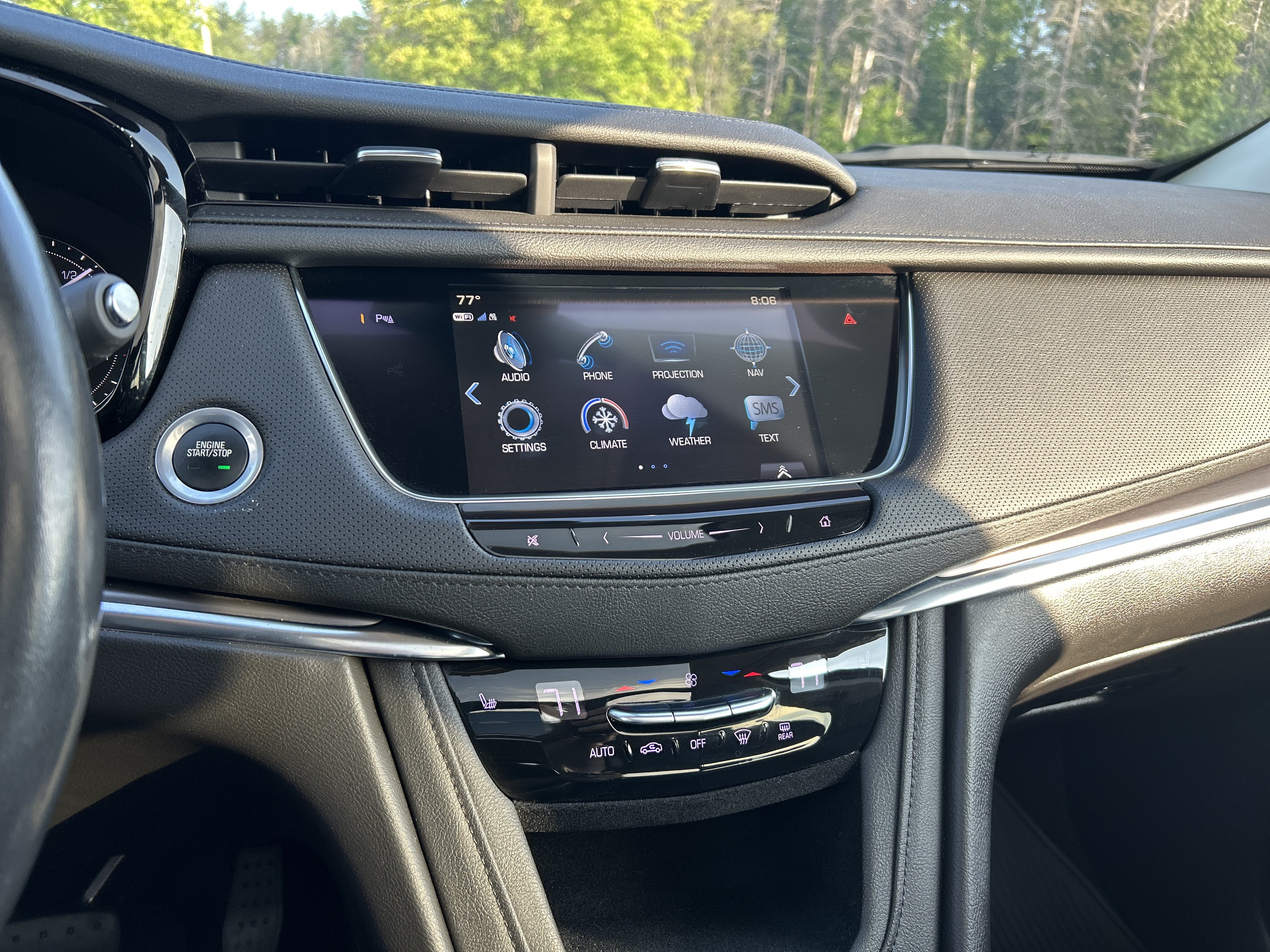Used 2018 Cadillac XT5 Luxury w/ Driver Awareness Package AWD/4WD image 19