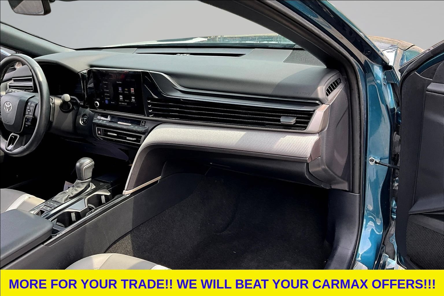 Used 2025 Toyota Camry SE FWD image 24