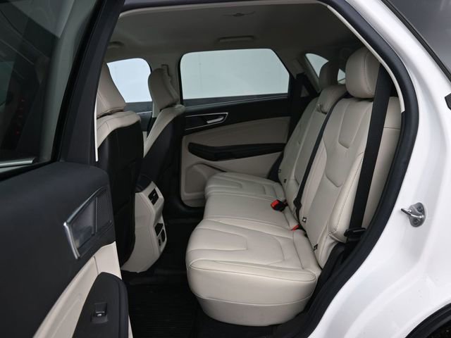 Used 2021 Ford Edge Titanium image 29