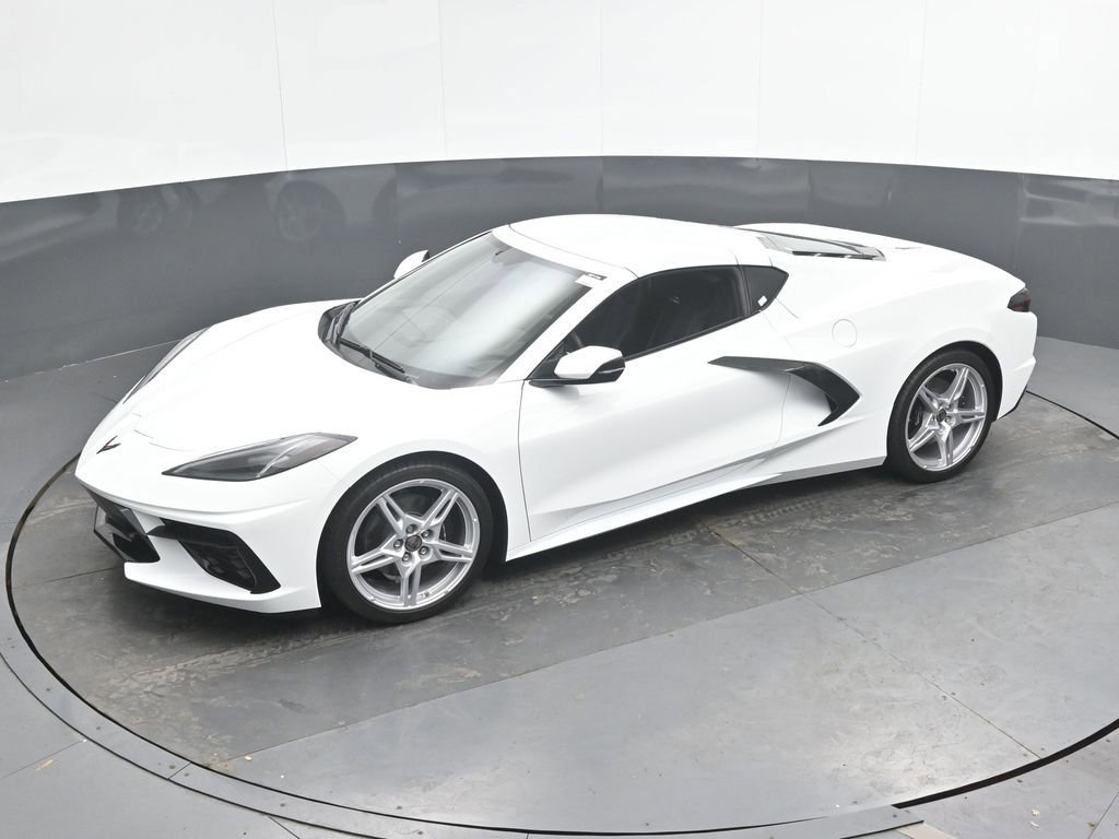 Used 2022 Chevrolet Corvette Stingray Coupe w/ 1LT RWD image 36