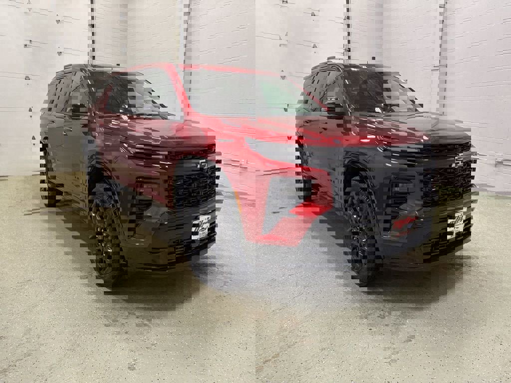 New 2026 Chevrolet Traverse RS w/ LPO, Floor Liner Package image 2