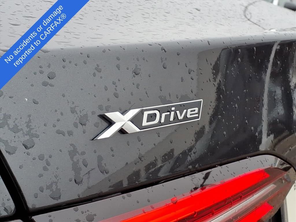 Used 2025 BMW 530i xDrive w/ Premium Package image 8