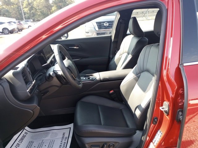 Used 2023 Toyota Crown Platinum image 10