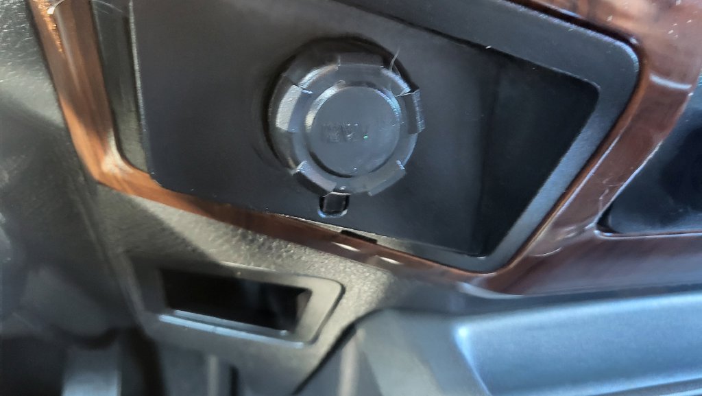 Used 2012 Ford F250 Lariat AWD/4WD image 32