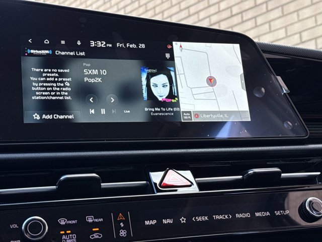 New 2025 Kia Niro SX Touring image 9