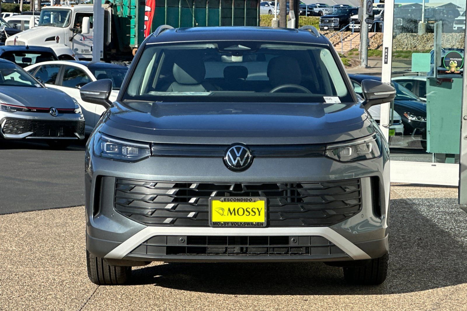 New 2026 Volkswagen Tiguan SE image 8