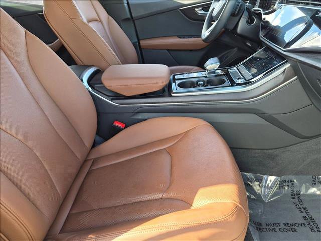 Used 2023 Audi Q8 Premium Plus w/ Premium Plus Package AWD/4WD image 19