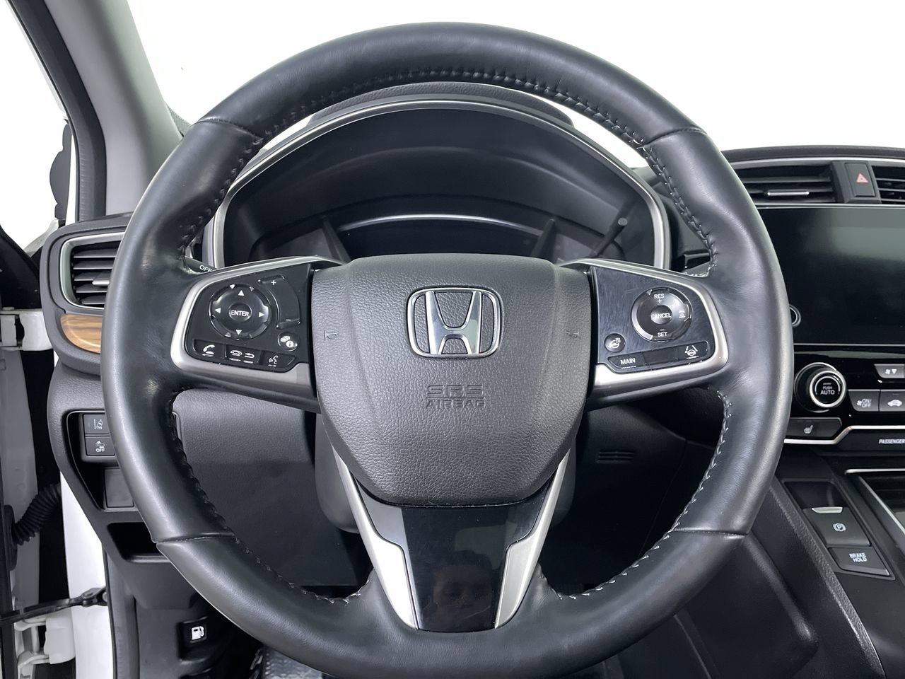 Used 2020 Honda CR-V Touring image 14