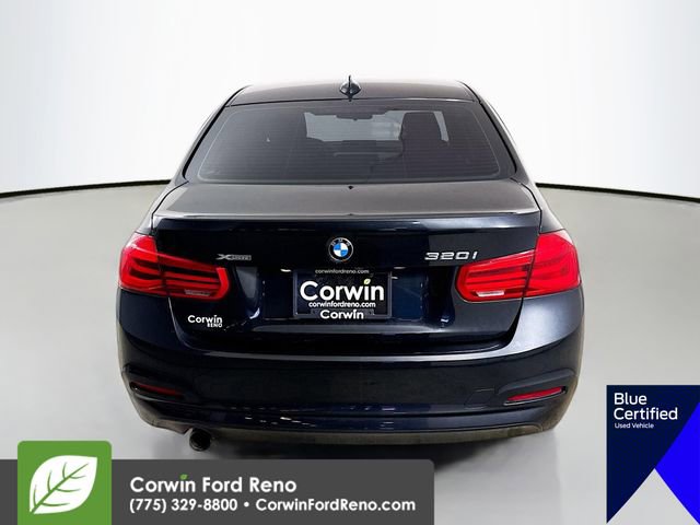 Used 2018 BMW 320i xDrive Sedan AWD/4WD image 9