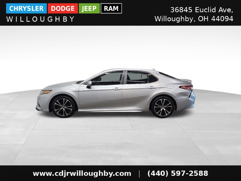 Used 2018 Toyota Camry SE w/ Audio Package FWD image 6