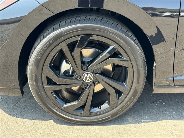 New 2025 Volkswagen Jetta SE image 13