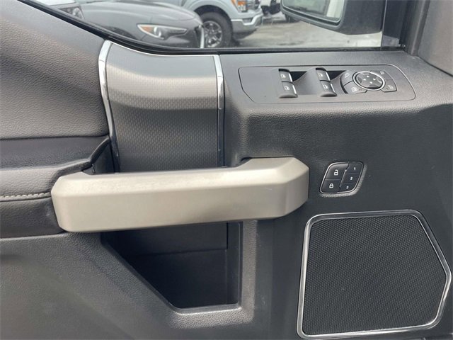 Used 2015 Ford F150 Lariat image 15