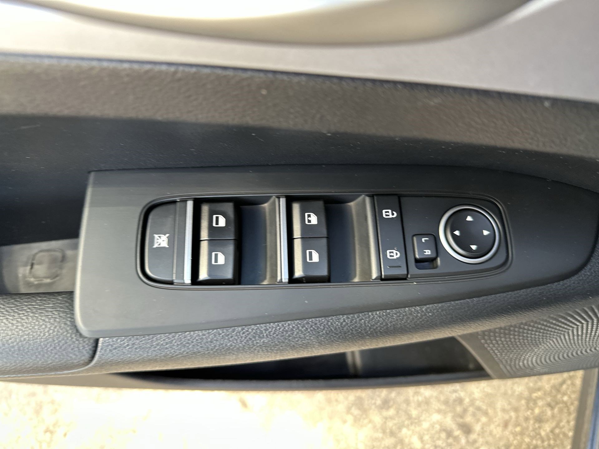 Certified 2024 Kia Forte LXS image 15