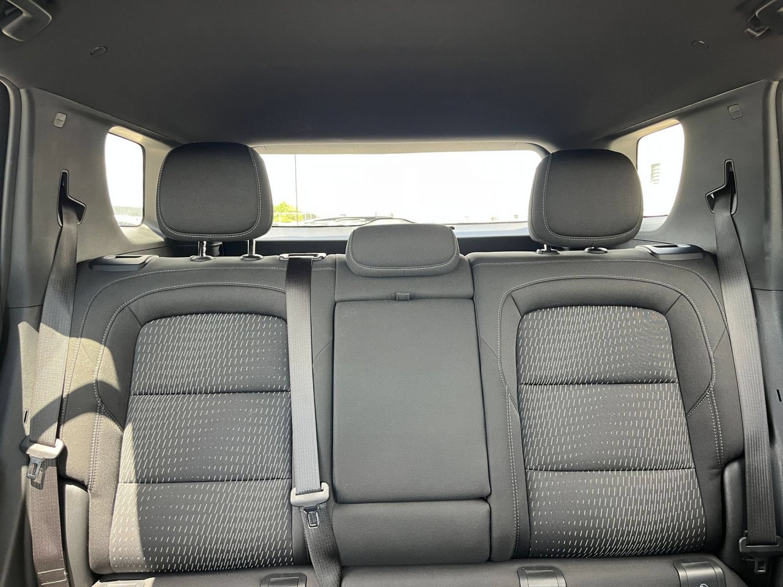 Used 2025 Chevrolet Equinox LT FWD image 38