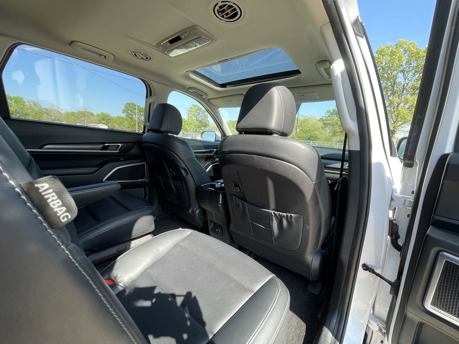 Used 2025 Kia Telluride S FWD image 44