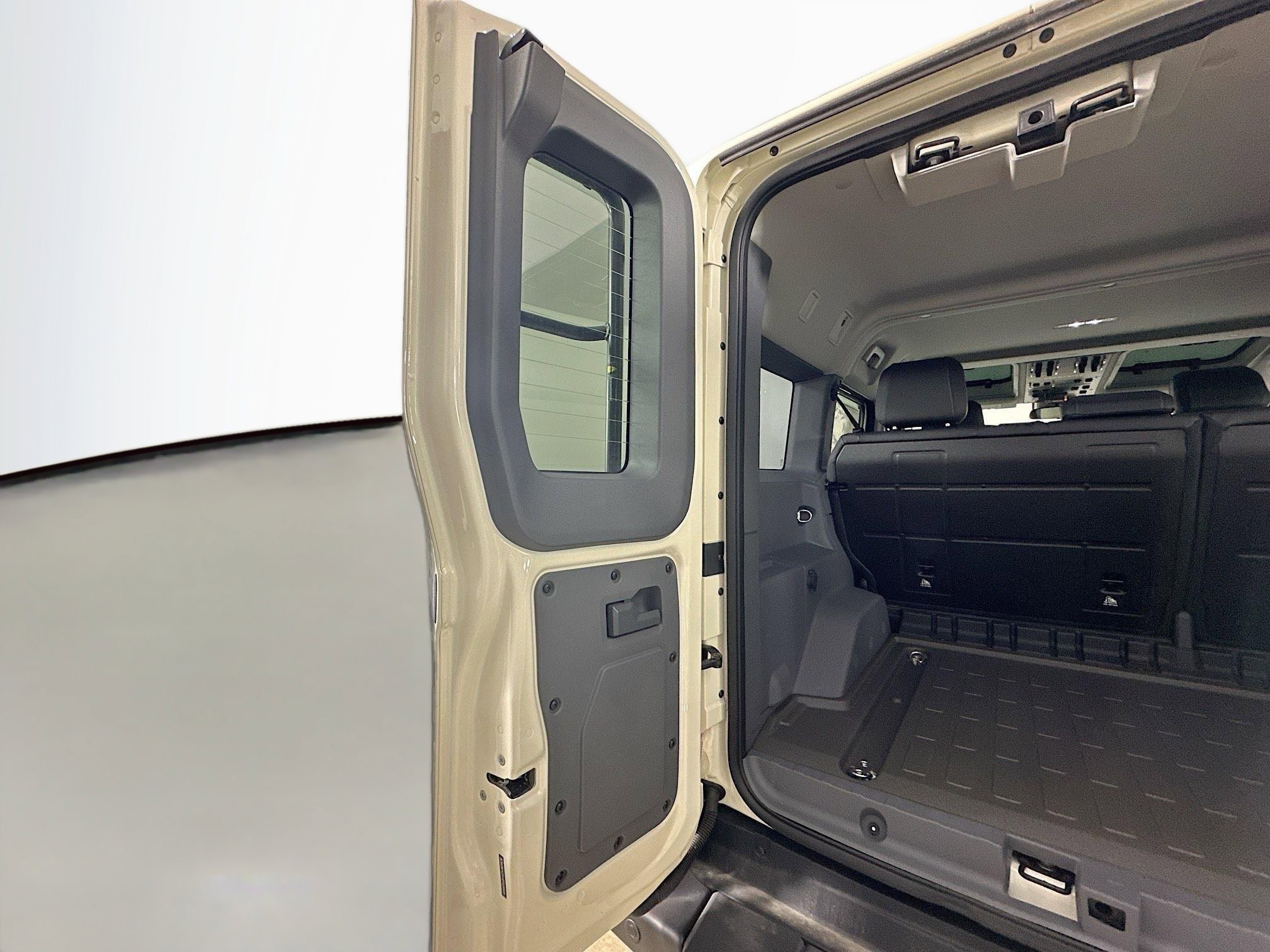 New 2025 INEOS Grenadier Station Wagon AWD/4WD image 41