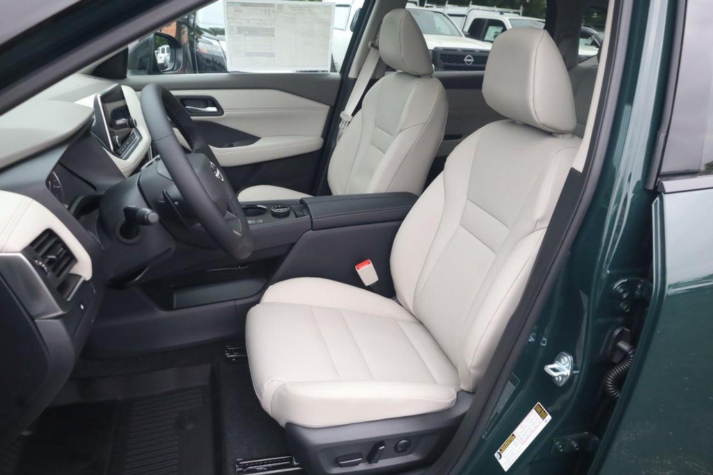 New 2026 Nissan Rogue Dark Armor AWD/4WD image 19