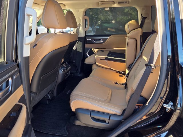 Certified 2025 INFINITI QX80 Luxe AWD/4WD image 14