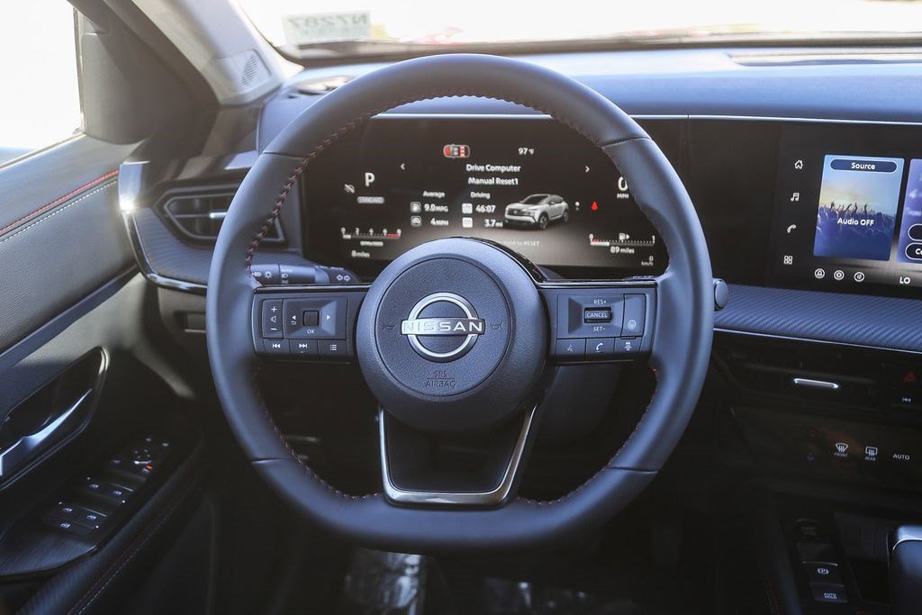 New 2026 Nissan Kicks SR FWD image 16