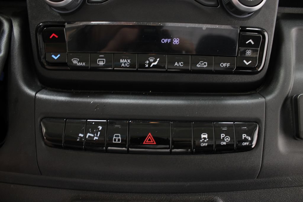Used 2024 RAM ProMaster 2500 w/ Quick Order Package 22G SLT FWD image 7