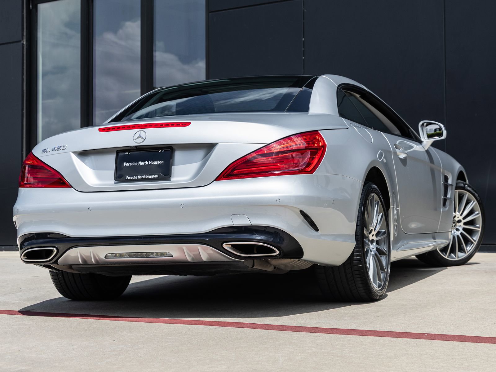 Used 2017 Mercedes-Benz SL 450 image 8