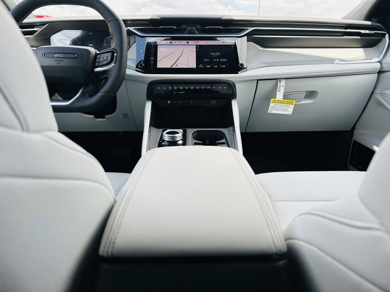 New 2026 Jeep Cherokee Limited AWD/4WD image 25