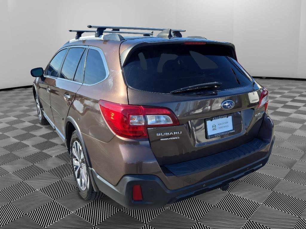 Used 2019 Subaru Outback 3.6R Touring image 5
