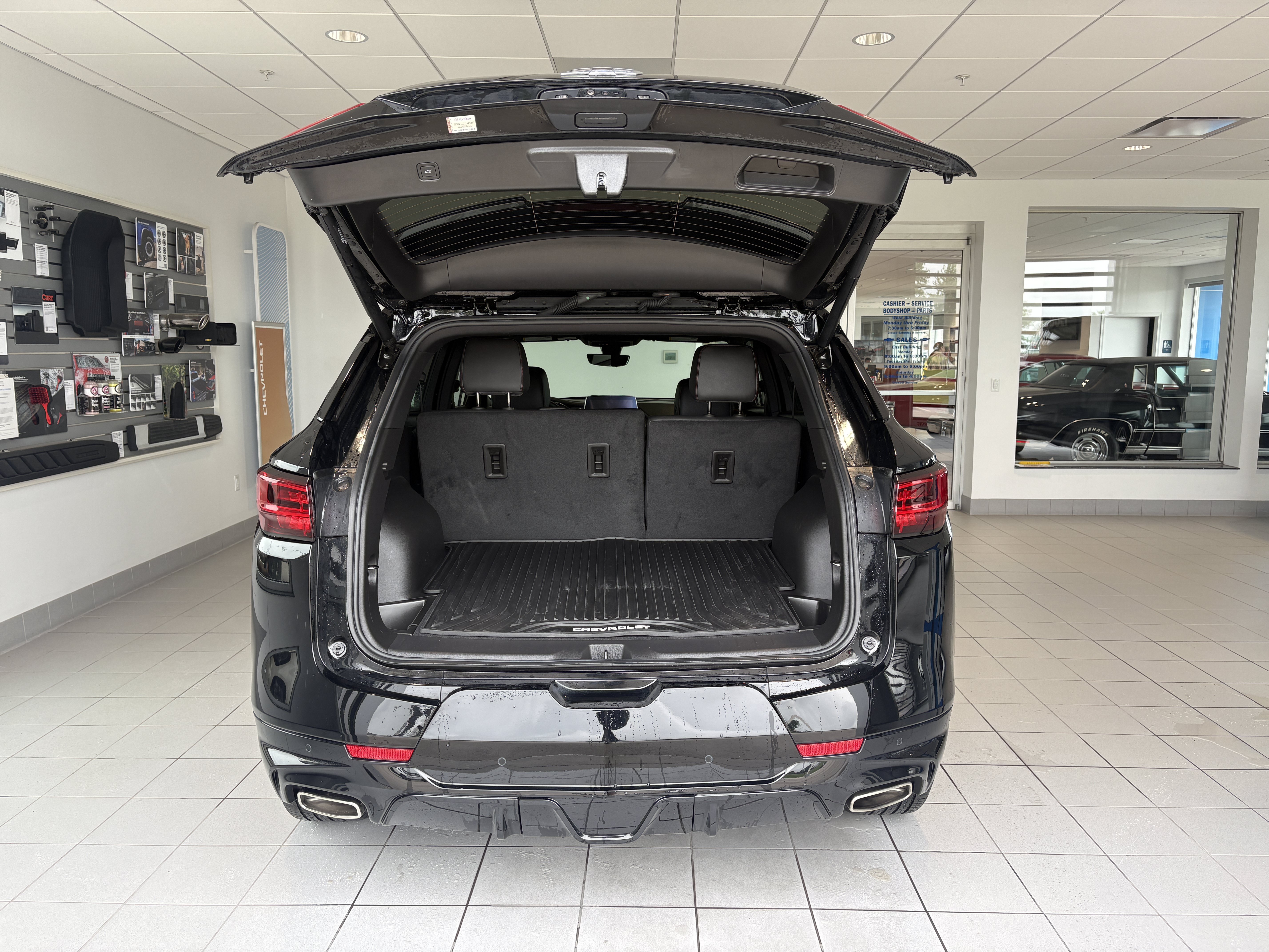 Used 2025 Chevrolet Blazer RS w/ Driver Confidence II Package AWD/4WD image 11
