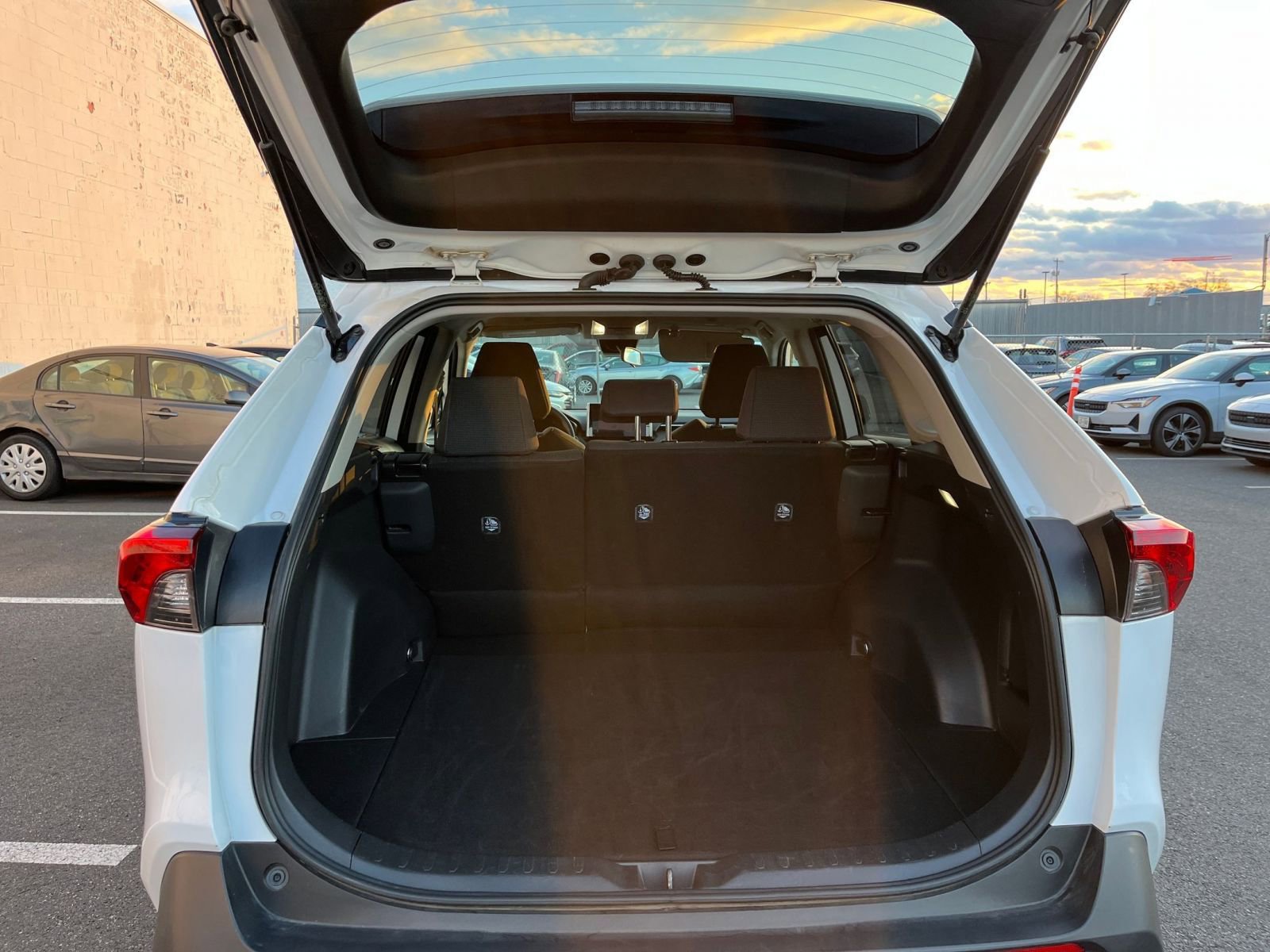 Used 2025 Toyota RAV4 LE image 30