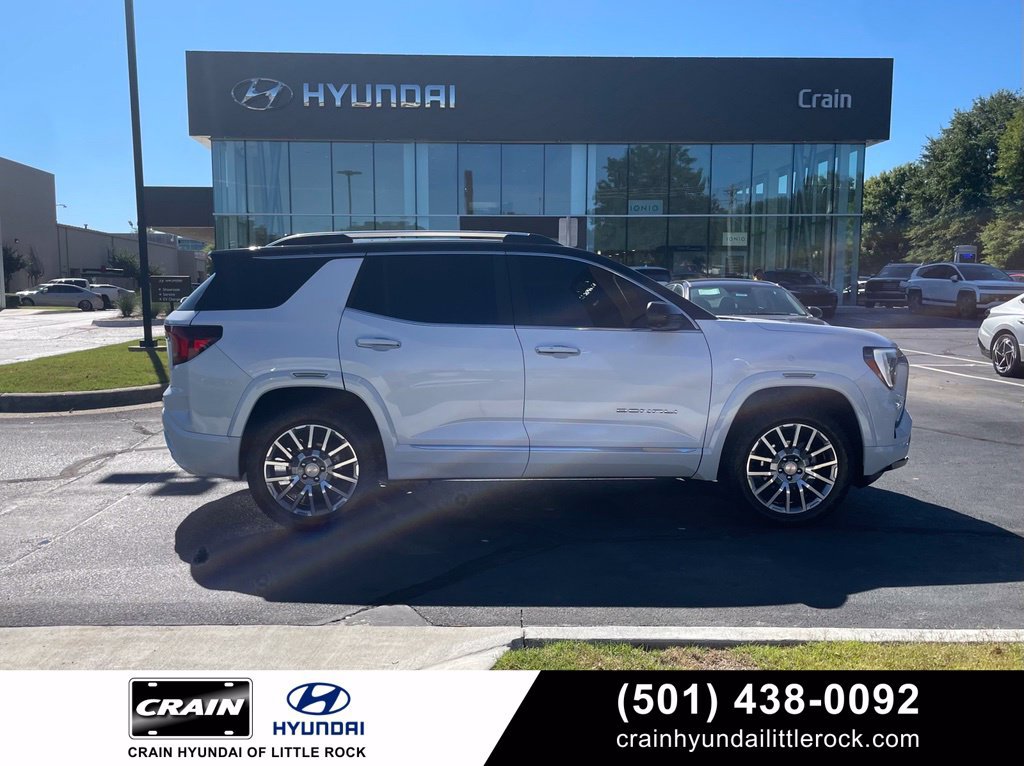 Used 2026 GMC Terrain Denali AWD/4WD image 1