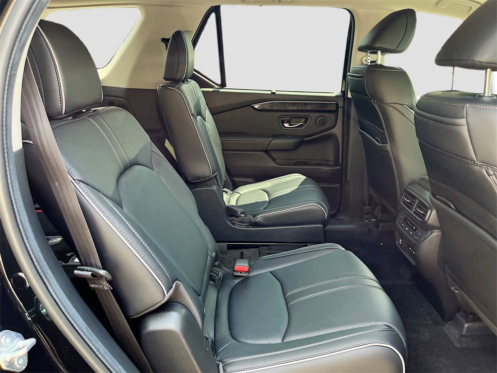 Used 2024 Honda Pilot Elite image 30