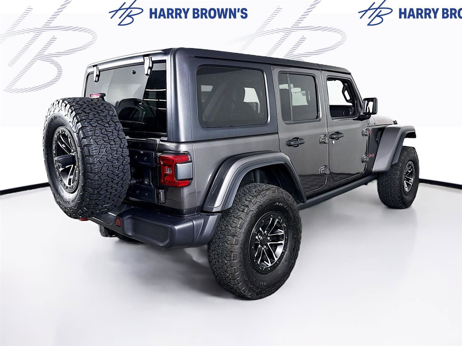 New 2026 Jeep Wrangler Unlimited Rubicon w/ Xtreme 35 Tire Package AWD/4WD image 29