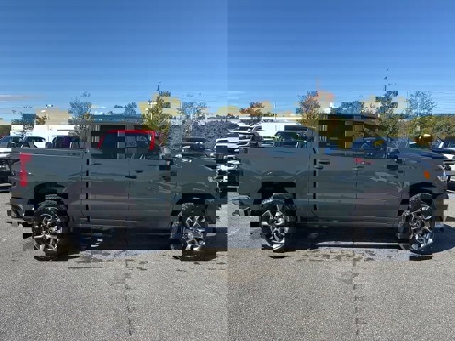 New 2026 Chevrolet Silverado 1500 LT w/ Z71 Off-Road Package image 7