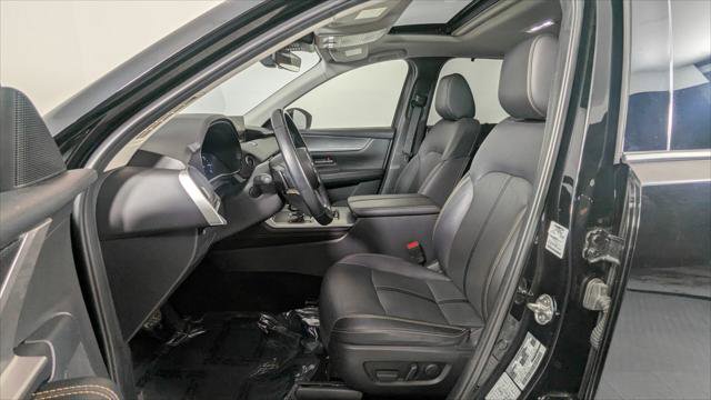 Used 2024 MAZDA CX-90 3.3 Turbo w/ Preferred Plus image 14